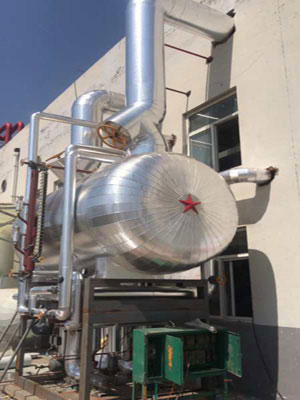 罐體保溫施工方案設備白鐵皮玻璃棉保溫工程（chéng）現場